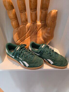Reebok Smash Edge Suede Sneakers - Dark Green/White/Gum (Size US 10)